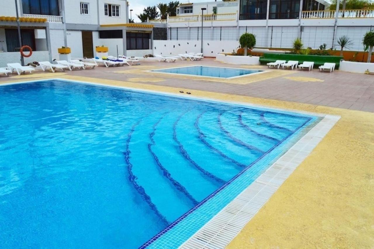 Papagayo Beach Apartments Арона Екстер'єр фото