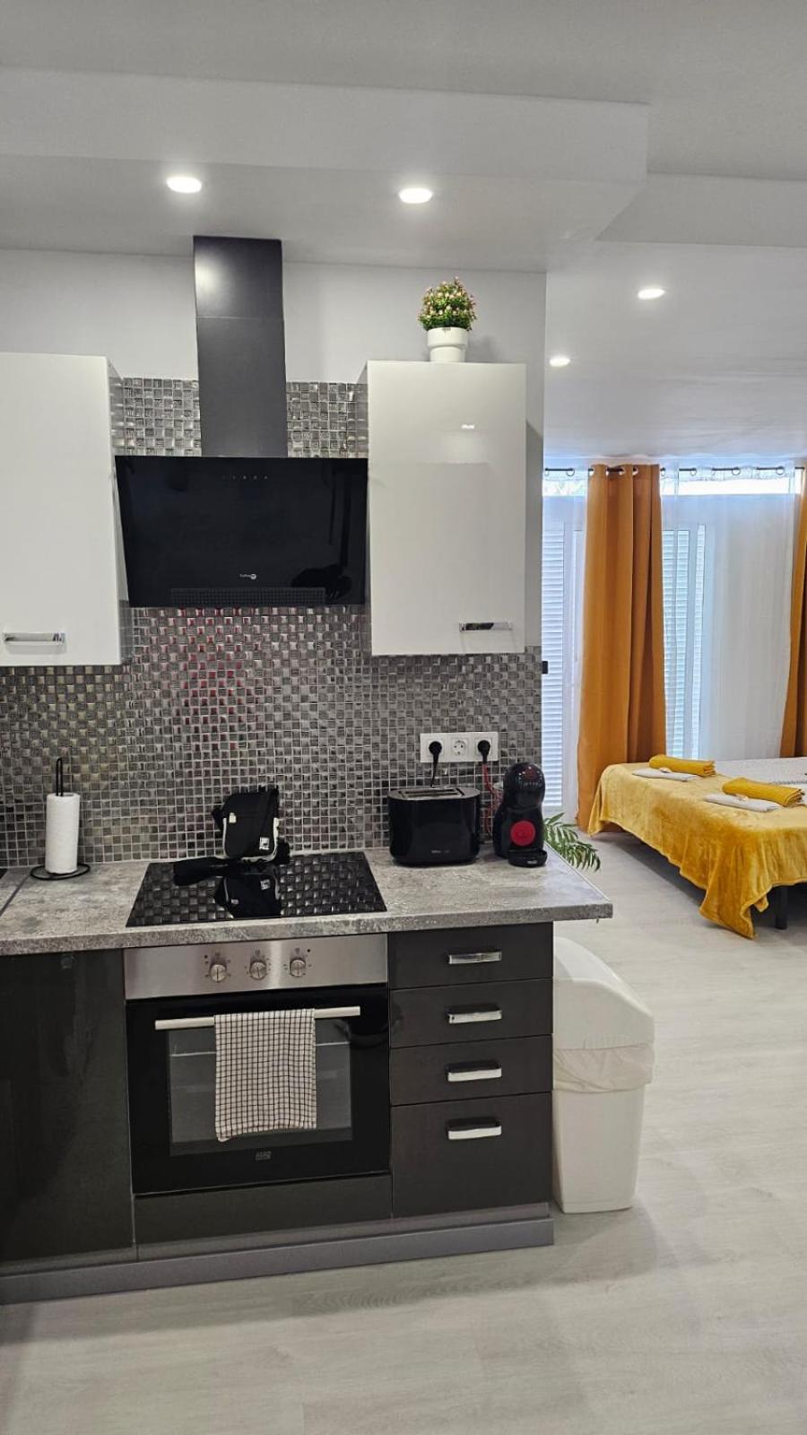 Papagayo Beach Apartments Арона Екстер'єр фото