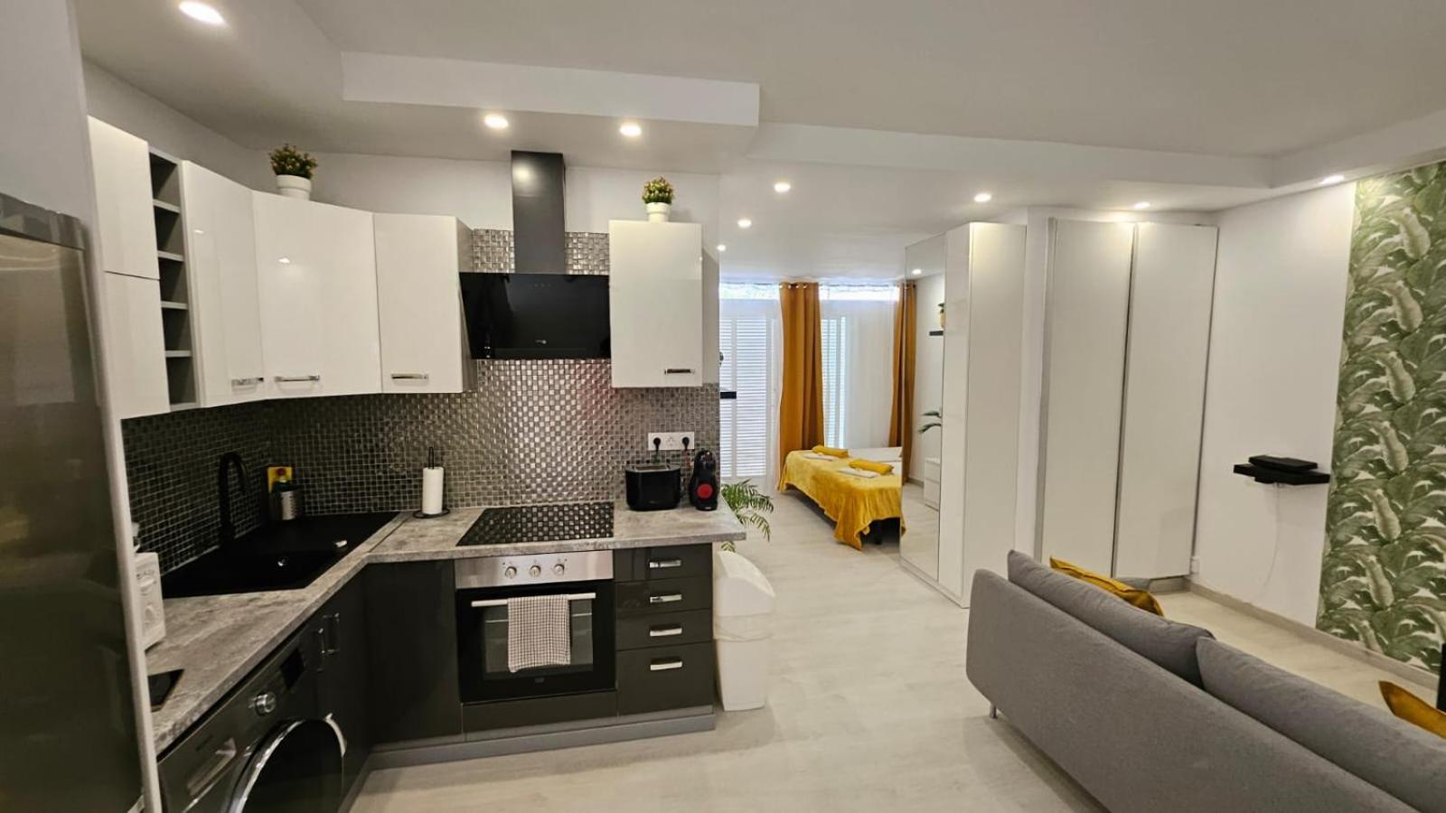Papagayo Beach Apartments Арона Екстер'єр фото